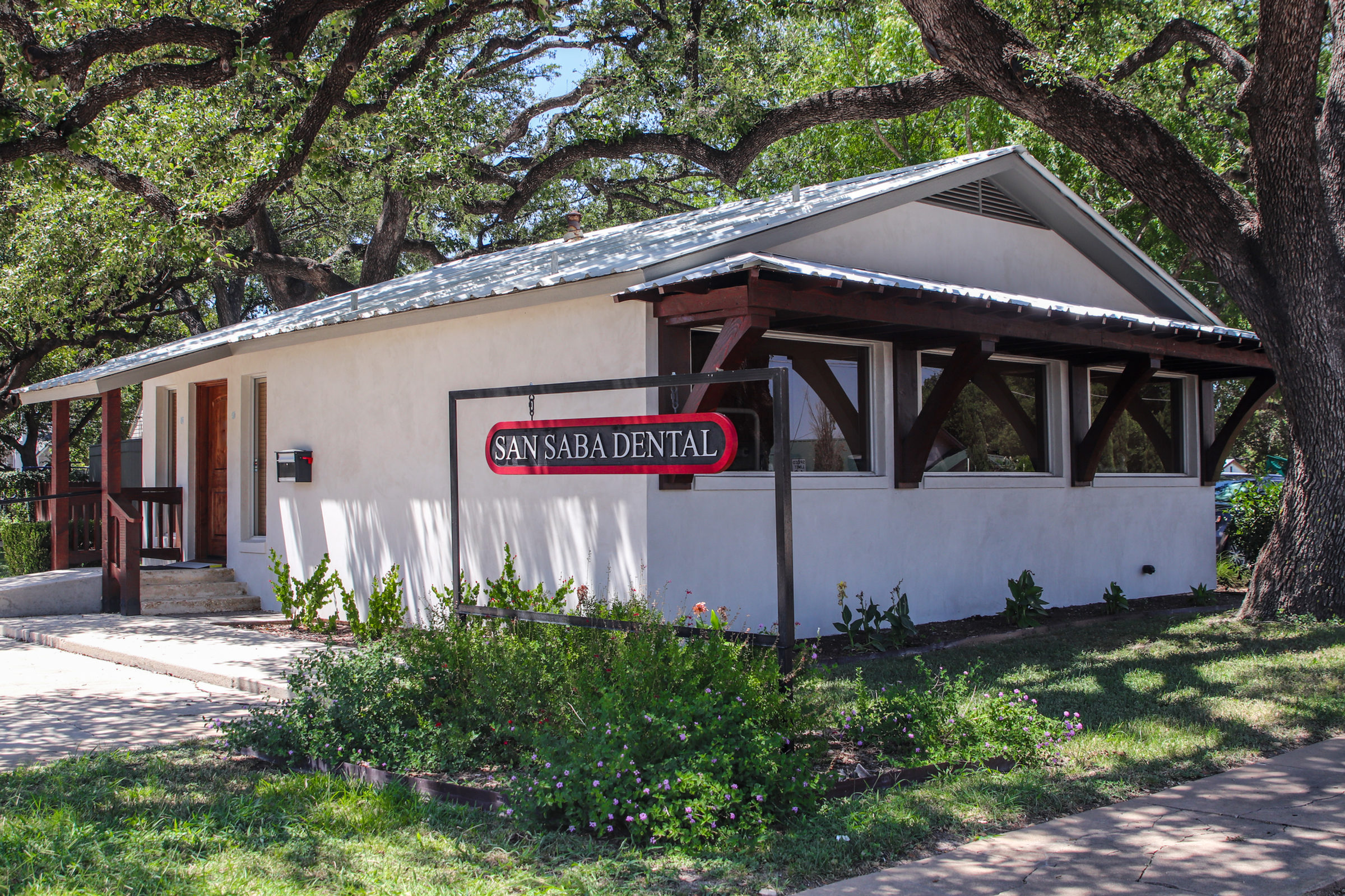 San Saba Dental office